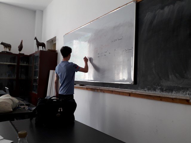 Cristi calculeaya curentul unui motor asincron U'230V P'1000W.jpg