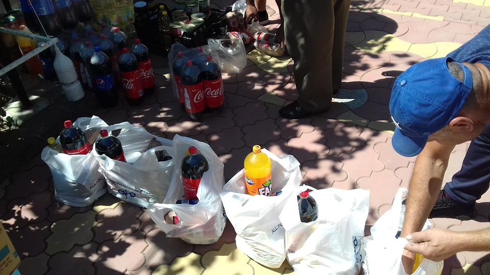 umplem pachetele de la magayin .jpg