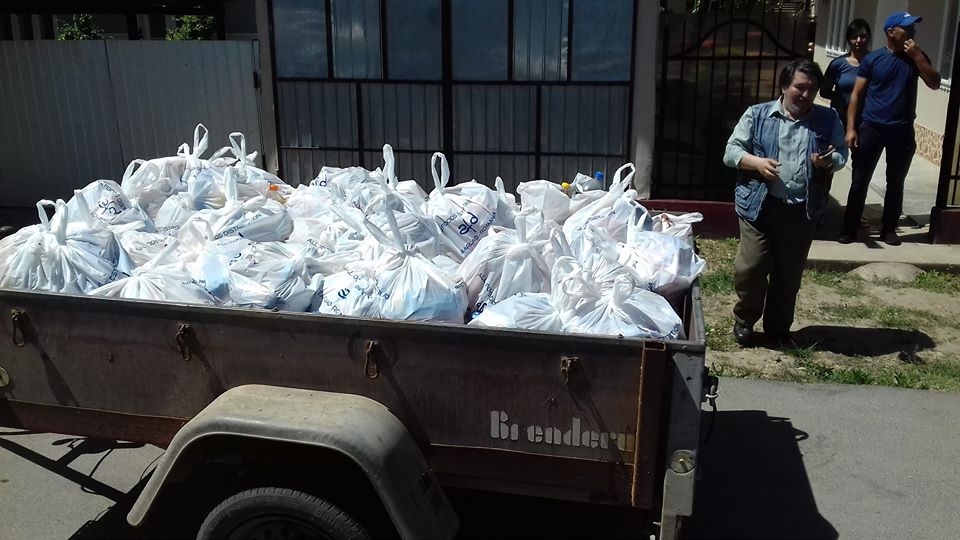 umplem remorca 2.jpg