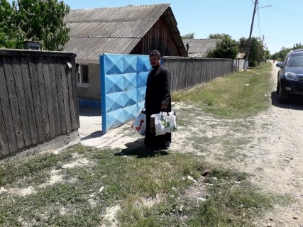 cu daruri la batrani  (Mobile).jpg