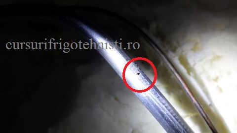 Aspiratie combina am gasit pori ,pierdea freonul.jpg