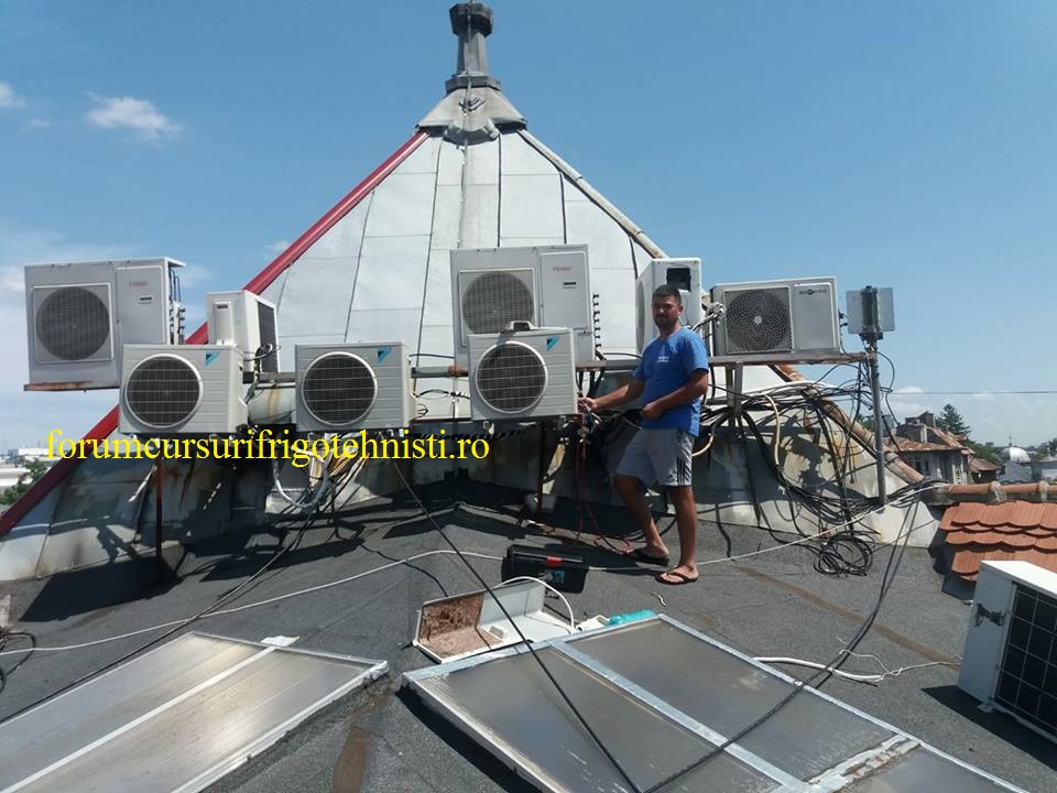 servisare aere conditionate.jpg