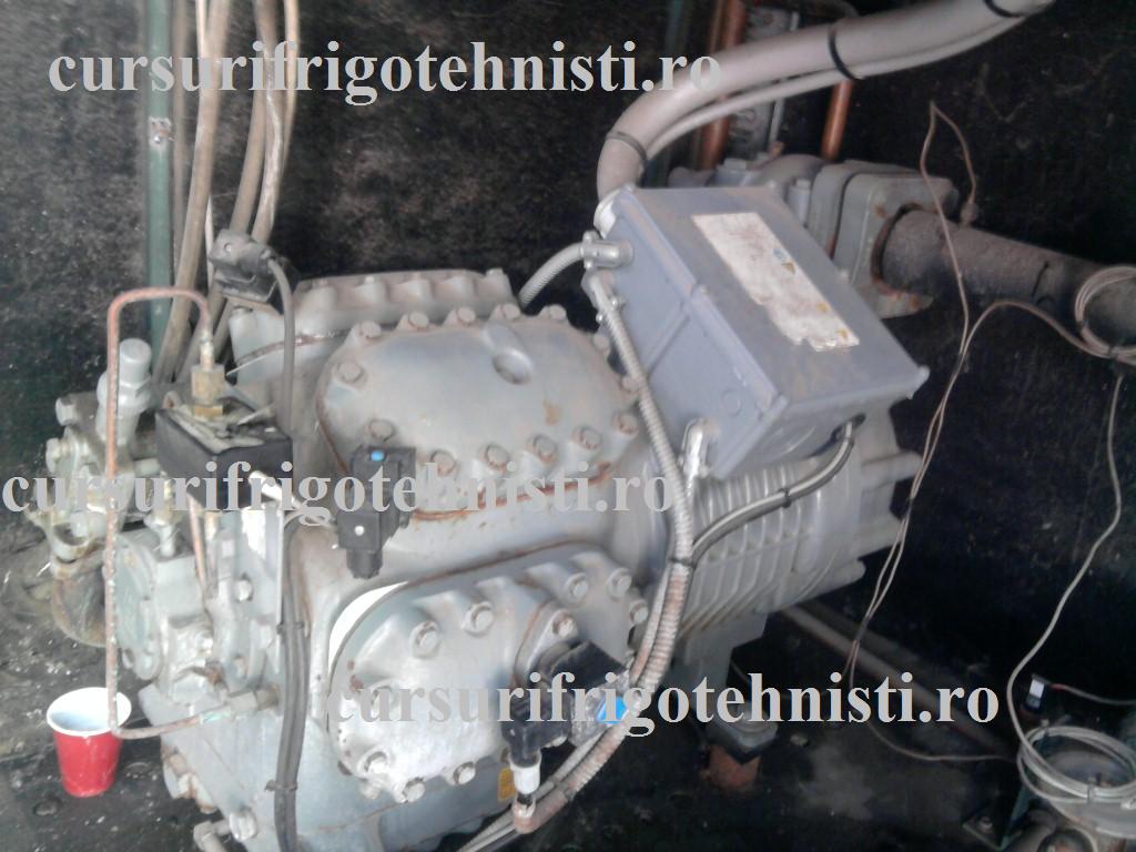 compresor chiler semiermetic (Custom).jpg