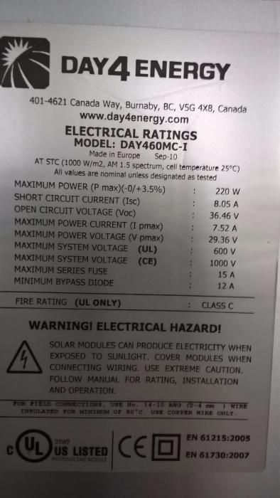 panou fotovoltaic U=24V P=220W.jpg