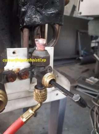 valva de servive aer conditionat (Mobile).jpg