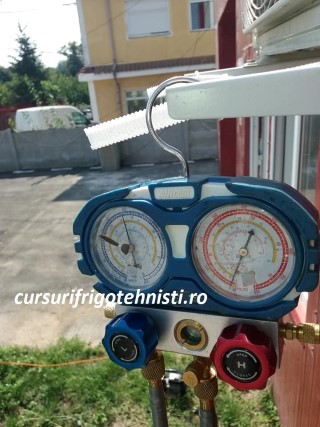 verificare presiune aer conditionat 12000btu r410A (Mobile).jpg