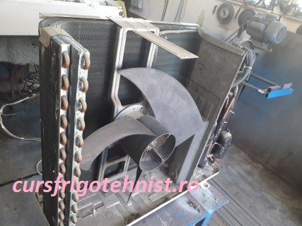 externa freon R22 la servisat .jpg