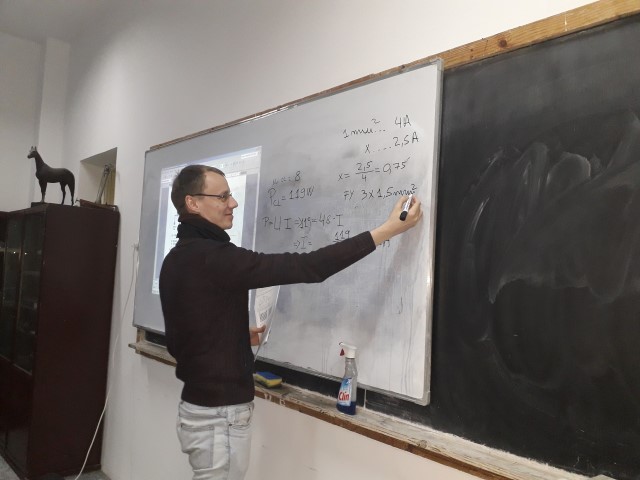 20181130_192633 (Small).jpg