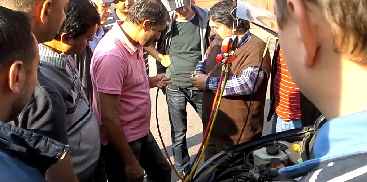 Aer conditionat freon R134A ,montaj cuple sa legam bateria de manometre.jpg