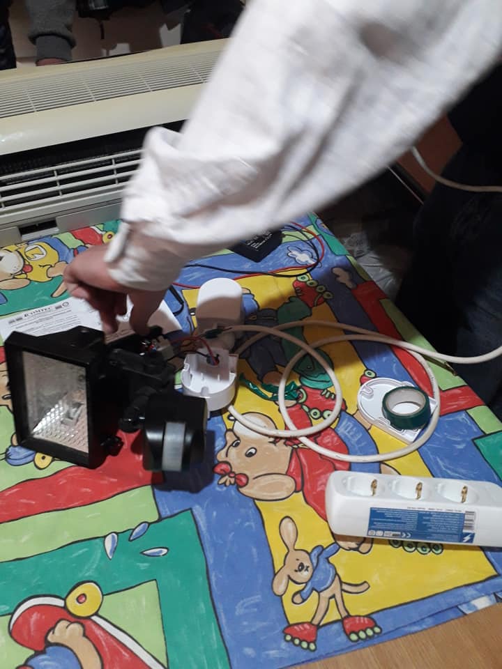 masuram cu multimetrul compresorul sa nu fie intrerupt .jpg