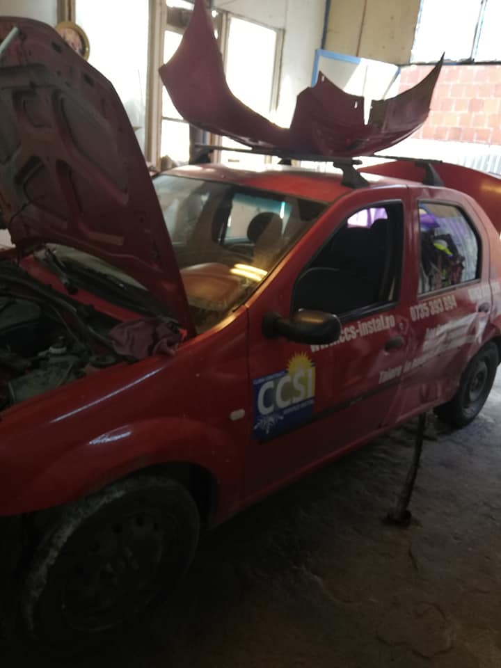 inlocuiesc compresorul la aerul conditionat .jpg