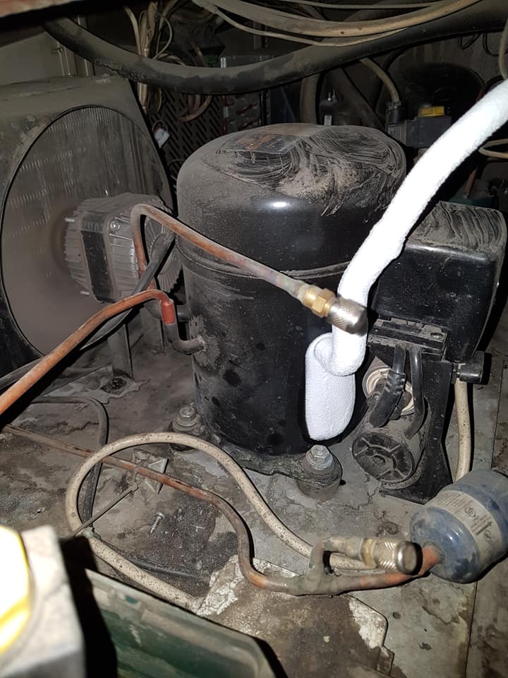 grup condensator compresor freon 404A.jpg