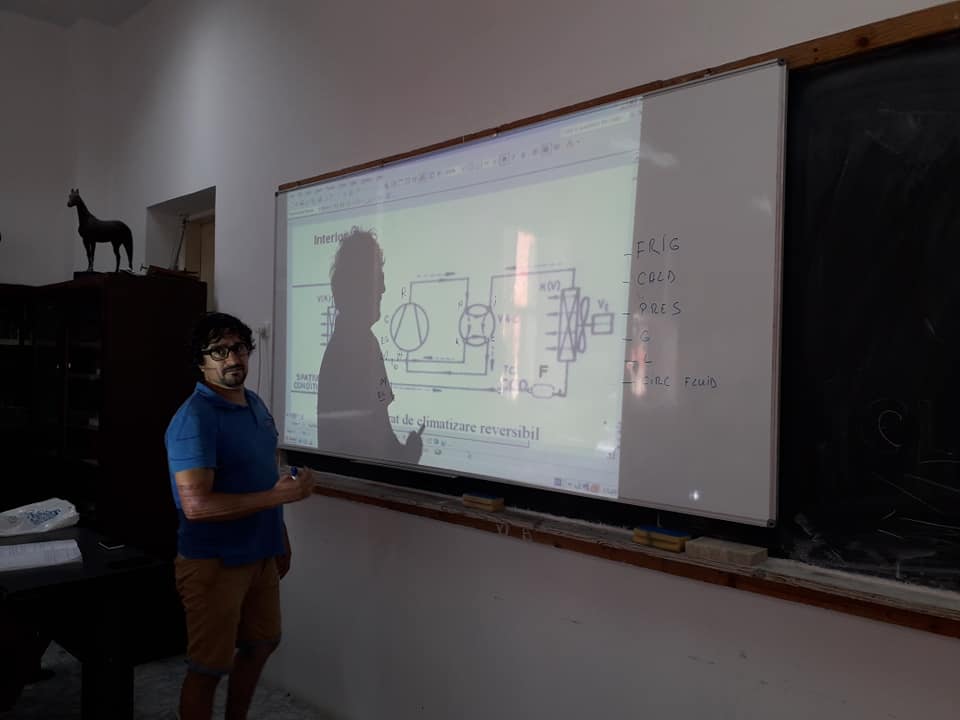 curs frigotehnist rolul vanei cu 4 cai la trecerea din frig in pompa de caldura.jpg