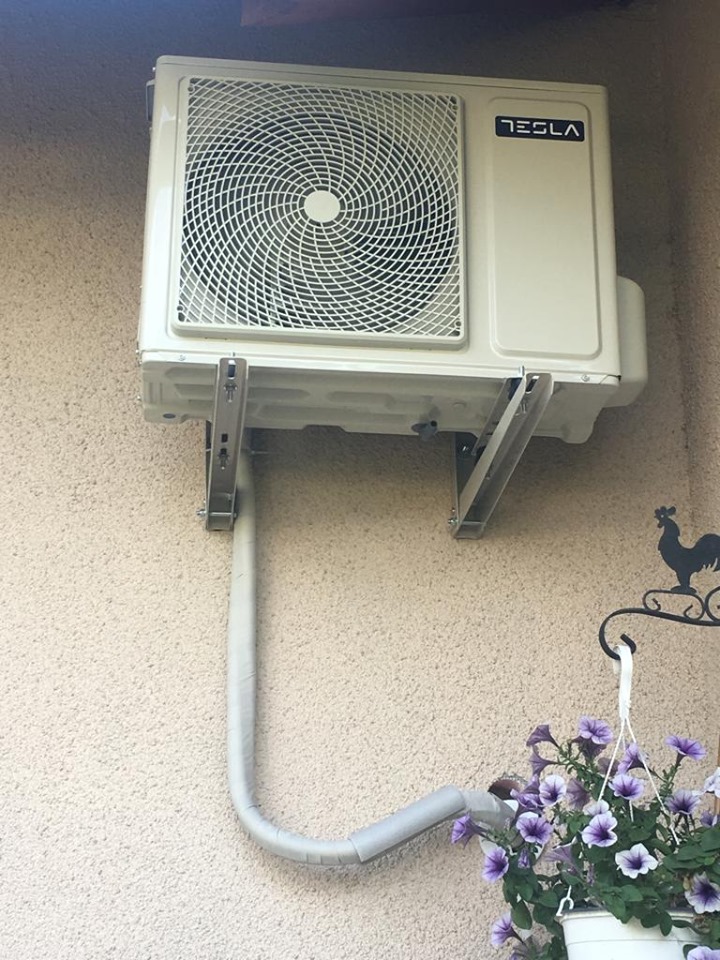 Unitate externa freon  R410A.jpg