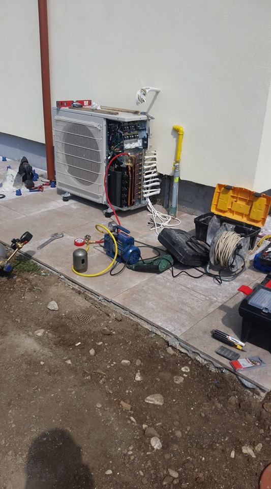 servisat aer conditionat .jpg