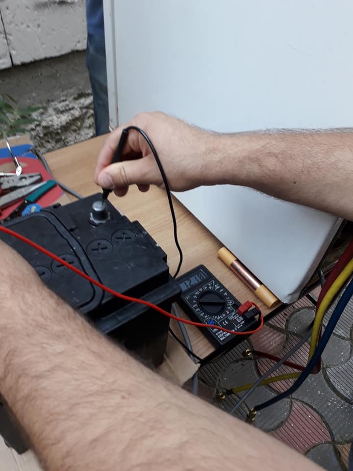 Masuram curentul continuu .jpg