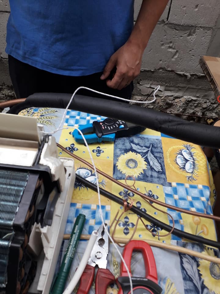 interna demontata scoatem vaporizatorul .jpg