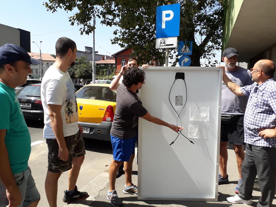 conectori MC4 panou fotovoltaic.jpg