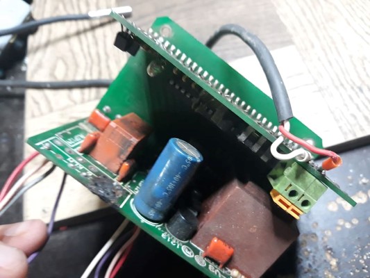 Alta poza cu controlerul camerei frigorifice pentru degivrare .jpg