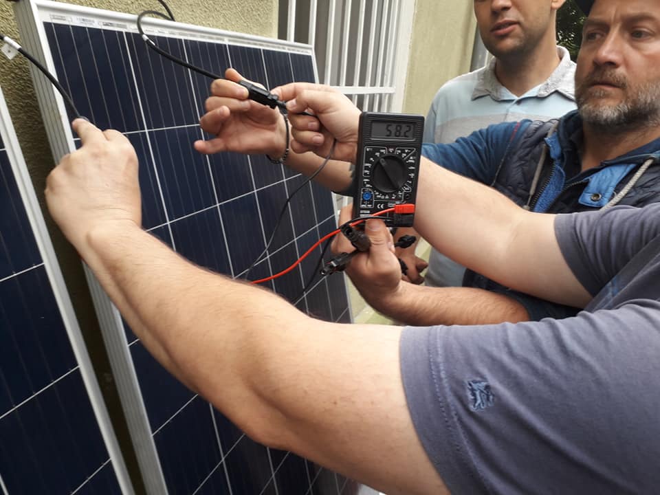 U=60V P=600W I=20A panou fotovoltaic.jpg