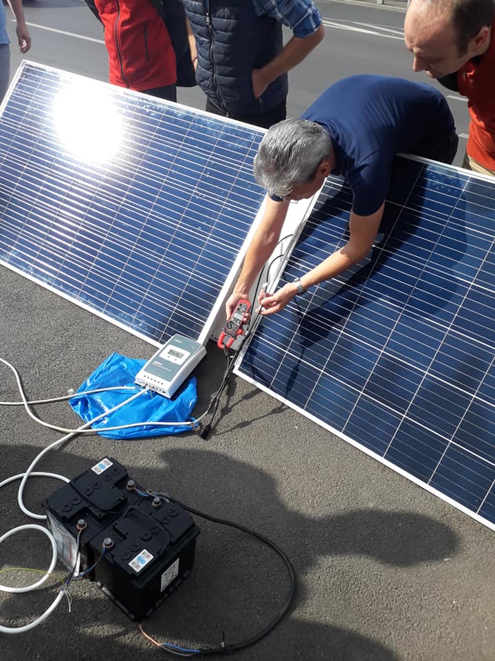 Practica fotovoltaici U=24V .jpg
