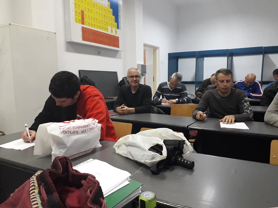 examen cu gr 12 fotovoltaici .jpg