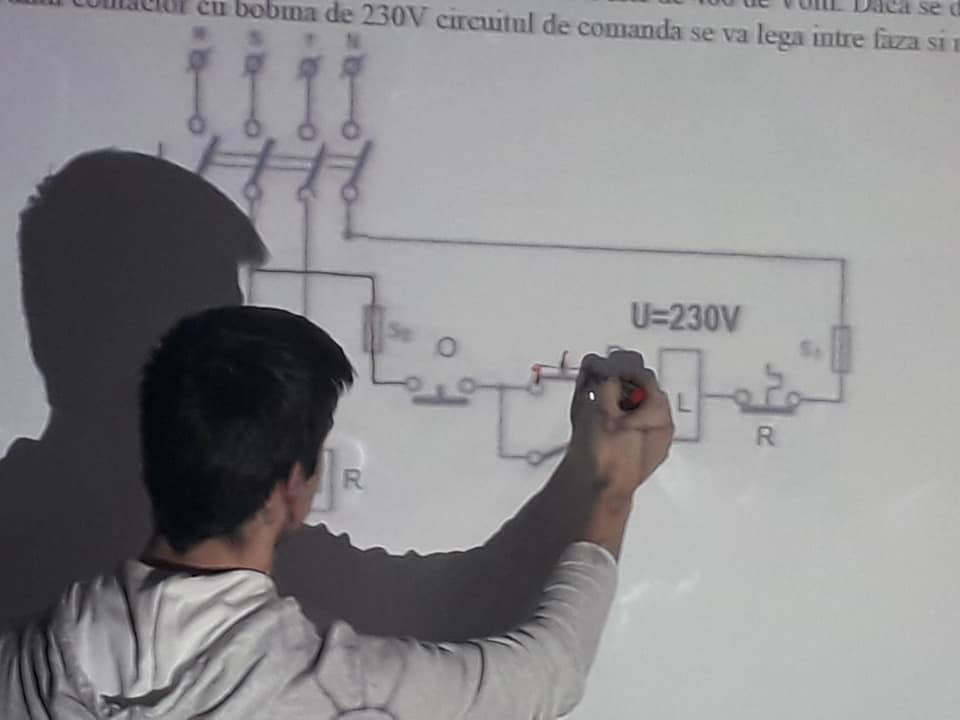 78142614_2566841260031068_8135250134066790400_n.jpg