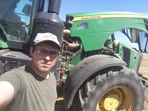 climatizare utilaj agricol completare cu freon.jpg