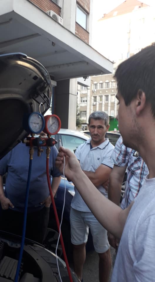 bateria de manometre freon R134A.jpg