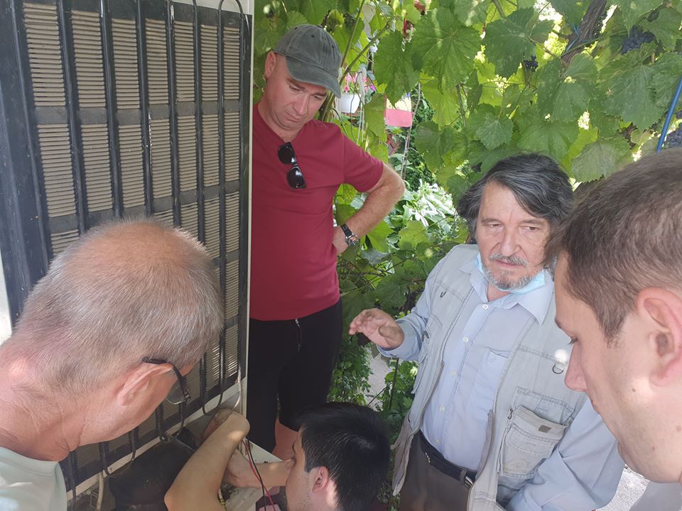 practica frigider inlocuit compresor.jpg