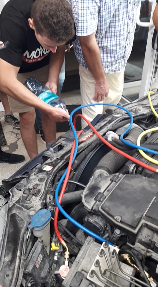 Montam bateria de manometre electronica .jpg