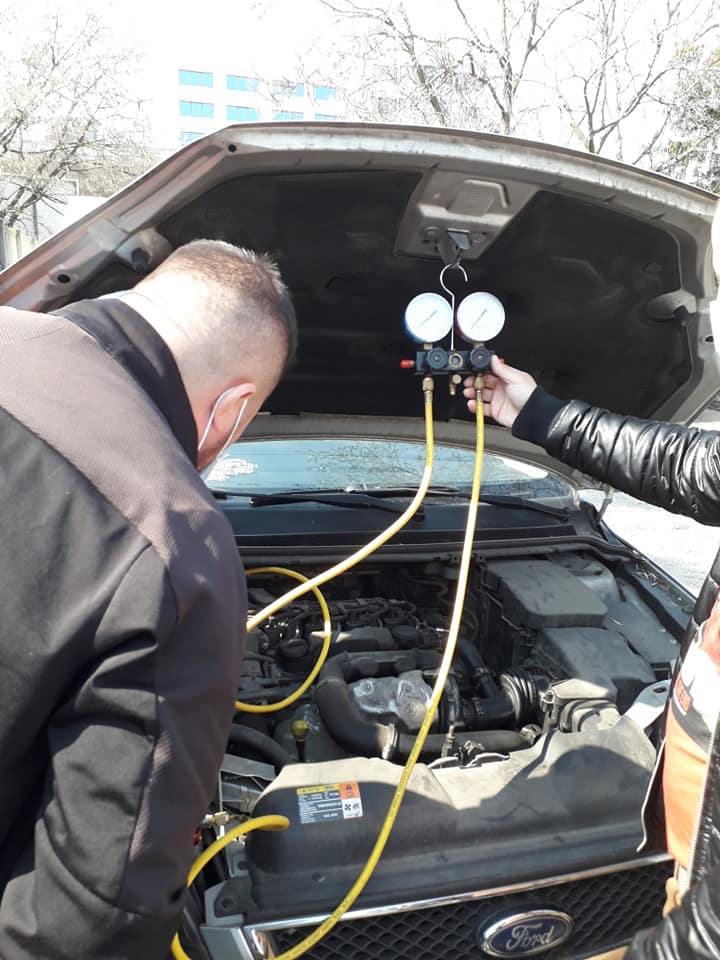 Presiuni ok la aer conditionat auto.jpg