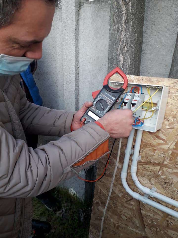 clamp metrul de curent alternativ.jpg